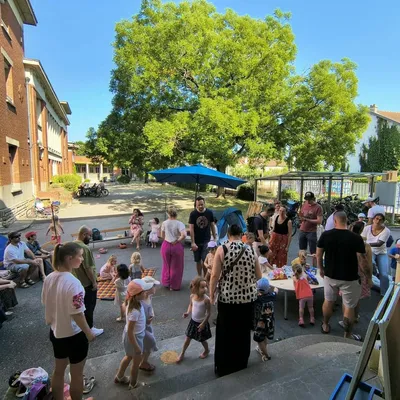 Dijon : plusieurs parents ont occupé l’école Maladière pour...