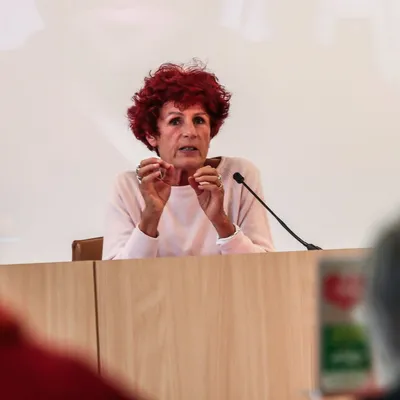 17 octobre : Catherine Hervieu condamne « avec la plus grande...