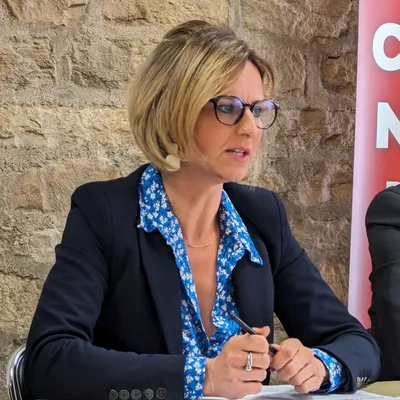 À Dijon, la députée socialiste Océane Godard organise une soirée...