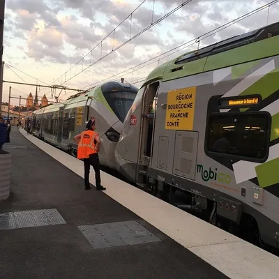 8 000 places supplémentaires dans les trains Mobigo pour les fêtes...