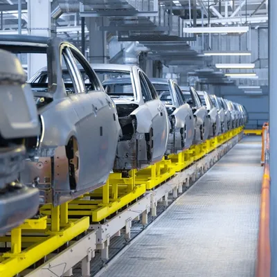 Avec 29 000 emplois, la filière automobile devance celle du vin en...