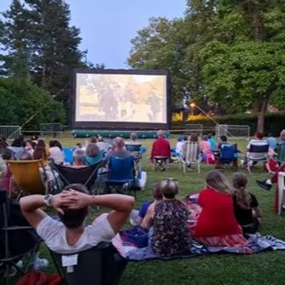 Côte-d’Or : découvrez les séances de cinéma en plein air proches de...