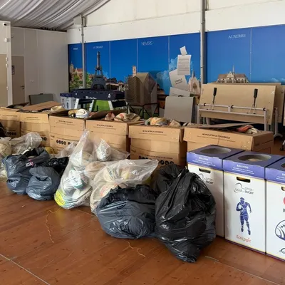 Près de 1 200 ballons de rugby vont être recyclés grâce à 25 clubs...