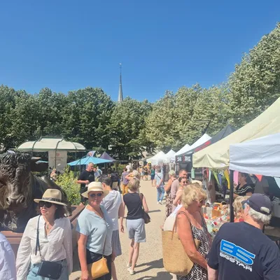 Marché des Savoir-Faire à Beaune : les Festivinales clôturent l’été...