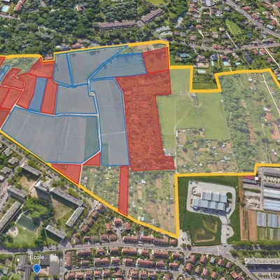 Dijon : la gauche et les habitants du quartier des Valendons...
