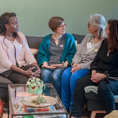 Des maisons pour sortir les femmes de l'isolement à Nantes, Angers...