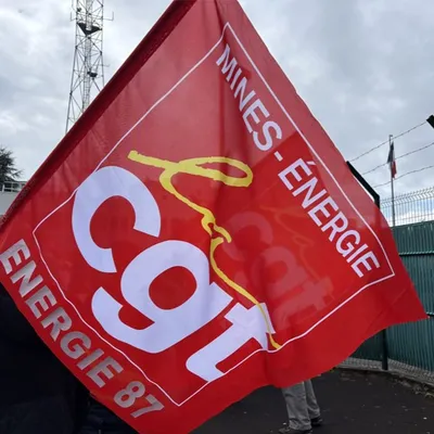 Mobilisation de la CGT devant la gendarmerie de Limoges