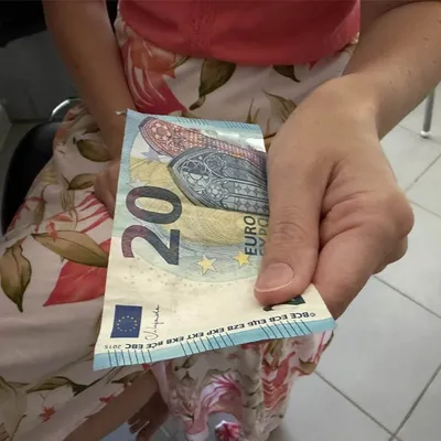 Creuse : des faux billets de 20€ circulent à Guéret