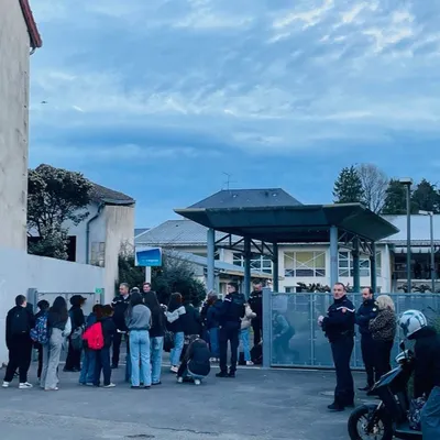 Contrôles aux abords du collège Paul Langevin de St Junien
