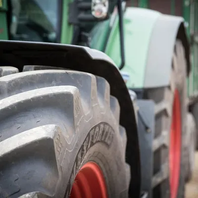 Le préfet de Région interdit la circulation des convois de tracteurs