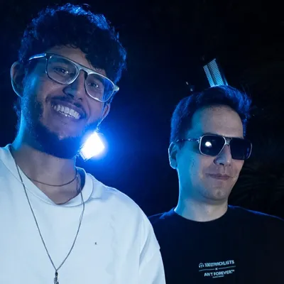 LEVEL UP (IT) offre une nouvelle vie afro house à Running Up That Hill