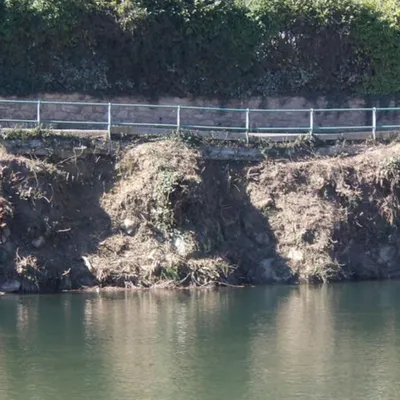 RD618 à Saint-Girons : un mur de soutènement en construction pour...