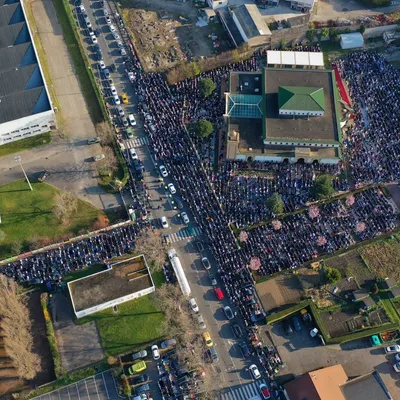 Saint-Etienne : 12 000 fidèles rassemblés à la Grande Mosquée pour...