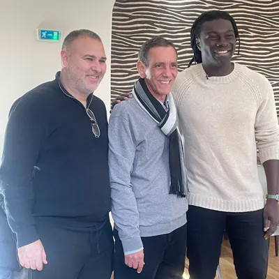 Saint-Etienne : Bafé Gomis, Le Canopy et France Bénévolat offrent...