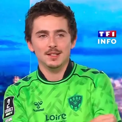 Thimothée Chalamet dévoile le nouveau maillot des Verts au 20H de...