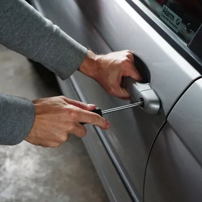 Propriétaire d'une Clio, une C3 ou une 208, découvrez pourquoi la...