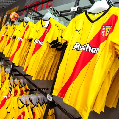 Fouillez dans vos affaires : le RC Lens cherche vos souvenirs