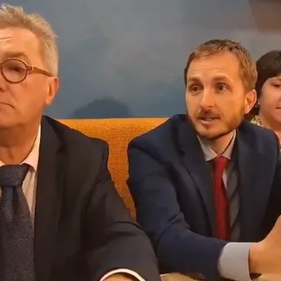 LFI et le PS fusionnent leurs listes au second tour des municipales...