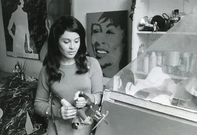 Evelyne Axell, la vénus aux plastiques  