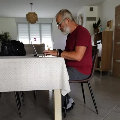Renescure : après un burn-out, Christophe a écrit son premier roman...