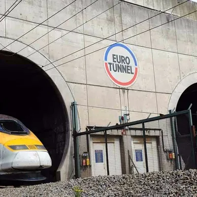 Le trafic reprend doucement à Eurotunnel, mais les travaux vont...