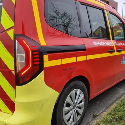 Pernes-lès-Boulogne : un policier barricadé chez lui avenue de la...