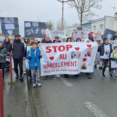 Calais : une centaine de personnes réunies pour Sylvana Dufossé