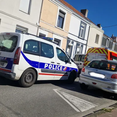 Calais : un homme tente de mettre fin à ses jours en se jetant sous...
