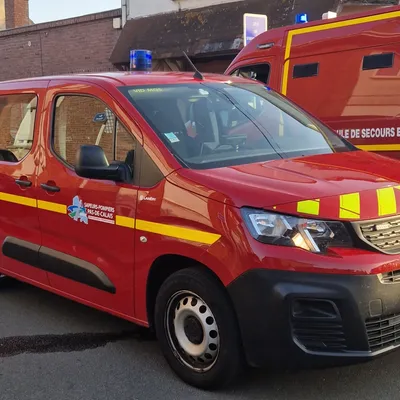 Saint-Folquin : collision entre une voiture et un tracteur