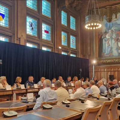 Canicule à Calais : la ville va équiper toutes ses salles de classe...
