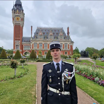 Qui est Olivier Adé, le nouveau visage de la gendarmerie sur le...