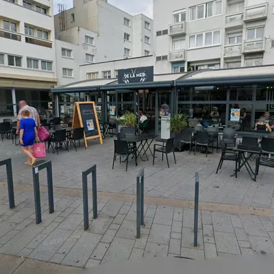 Calais : un feu de friteuse perturbe le service de trois...