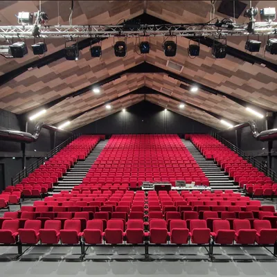 La culture accessible à tous : le centre culturel de...