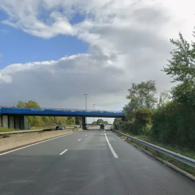Deux tentatives de suicide au-dessus de l'A16, à hauteur de...