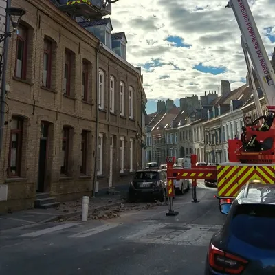 Bergues : une cheminée s'est effondrée rue Carnot