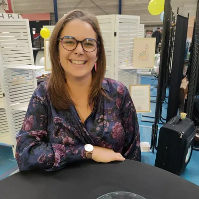 Steenwerck : Anaïs aide les jeunes parents et les futurs parents...