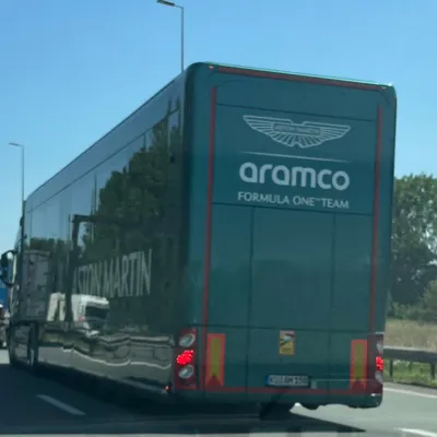 Des camions de... Formule 1 sur l'A16