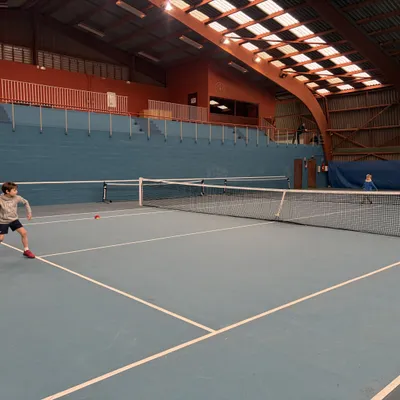 Saint-Omer : une journée entre tennis et culture pour les jeunes de...