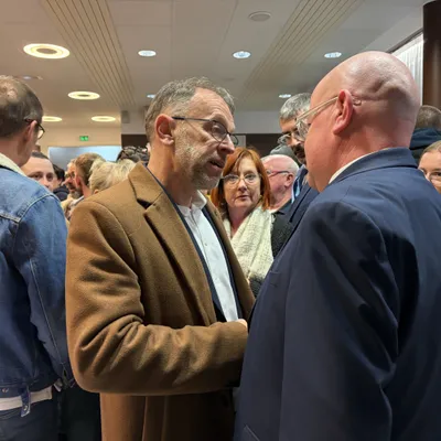 Longuenesse : écoute et disponibilité des représentants de...