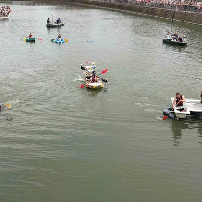 Des baignoires plein le canal... la joie assurée à Saint-Omer