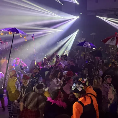 Carnaval 2026 : Dunkerque, 10 000 personnes au bal du Chat Noir ont...