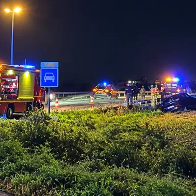 Saint-Martin-lez-Tatinghem : une voiture finit dans un champ