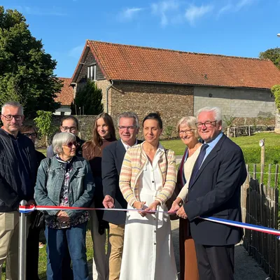 Un nouvel espace naturel à Lumbres sur le site de l'ancienne piscine