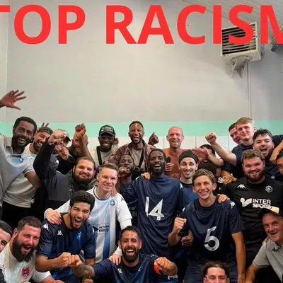 Foot : des insultes racistes contre des joueurs de...