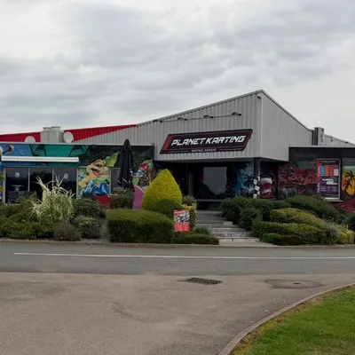 Saint-Martin-lez-Tatinghem / Arques : Planet Karting et Planet Kids...