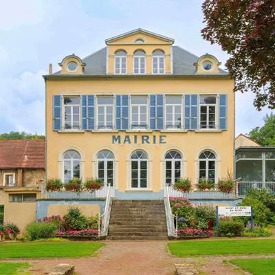 Municipales à Saint-Étienne-au-Mont : Brigitte Passebosc face à un...