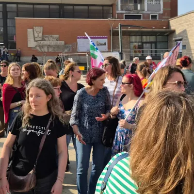 Dunkerque :  "On n’a pas d’AESH, pas d’argent, pas de livre, pas de...