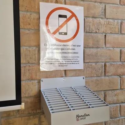 Saint-Omer : première rentrée sans téléphone portable au lycée