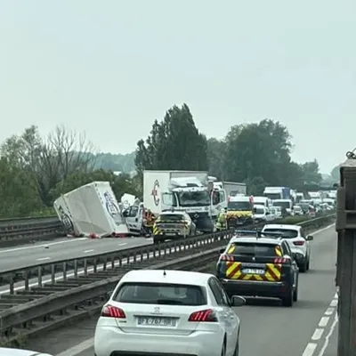 A25 coupée entre Dunkerque et Lille après un accident impliquant...