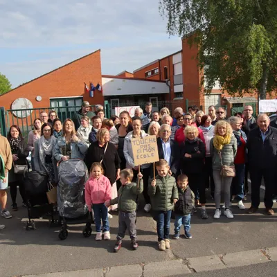 Mobilisation et pétition à Aire-sur-la-Lys contre la fermeture...